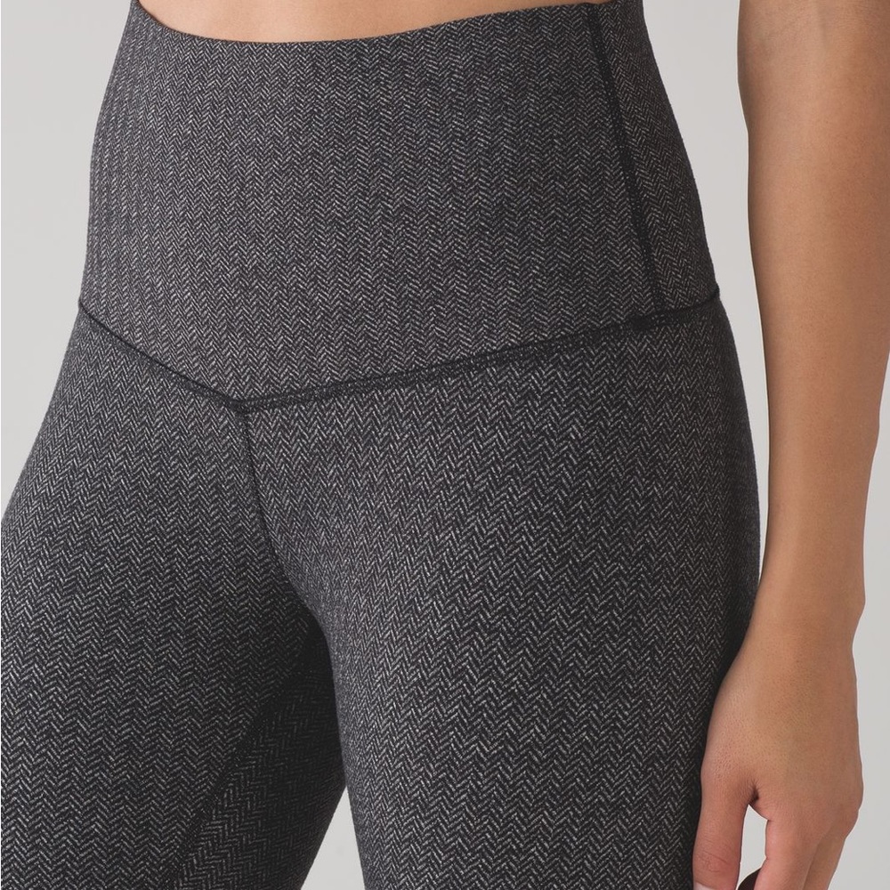 Lululemon houndstooth leggings